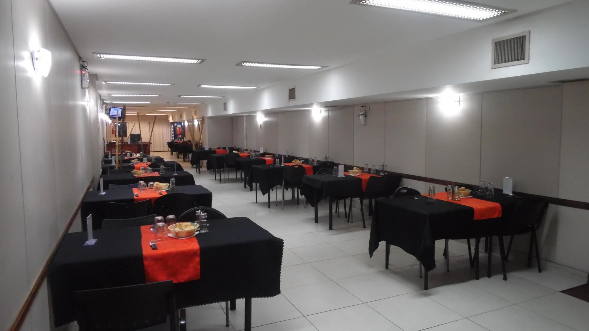 Фото Hotel Adrazi