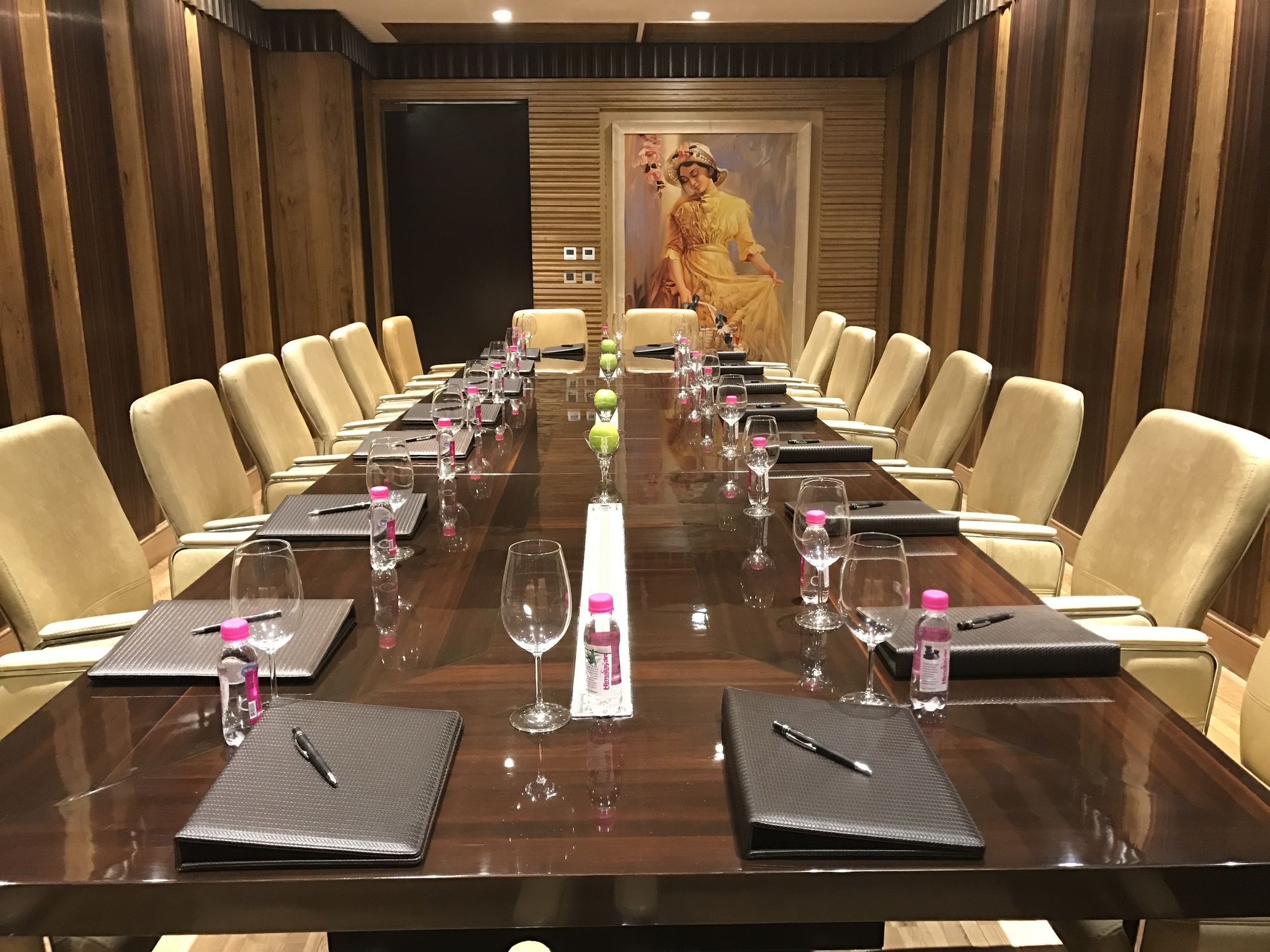 Фото Seven Seas Hotel