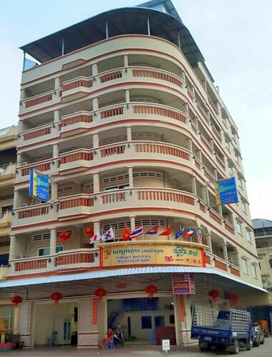 Гостиница First Hotel в Баттамбанге
