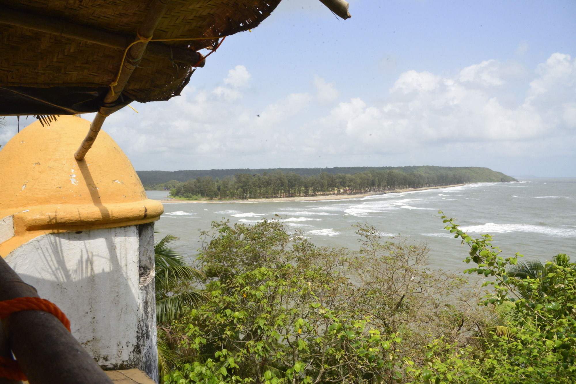 Фото Fort Tiracol Heritage Hotel