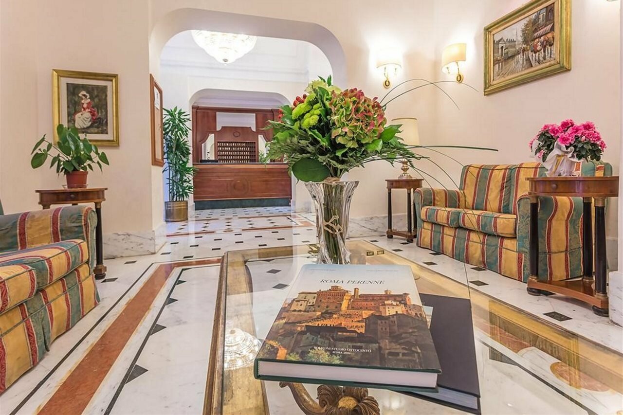 Фото Raeli Hotel Lux