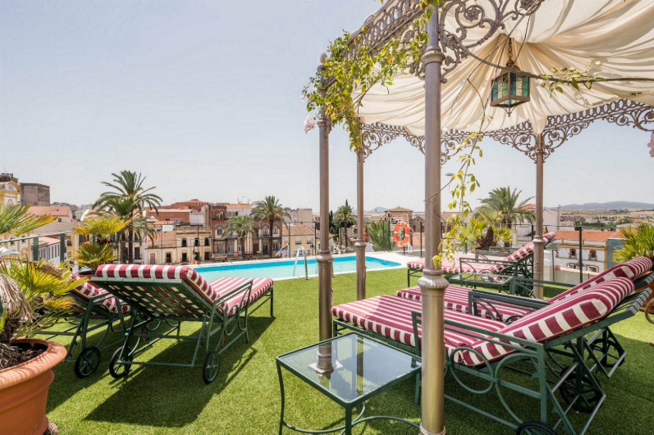 Фото Hotel Ilunion Mérida Palace