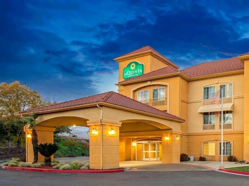 Фото La Quinta Inn & Suites by Wyndham Manteca - Ripon