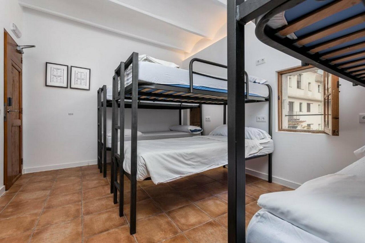 Фото Urban Hostel Palma Albergue Juvenil