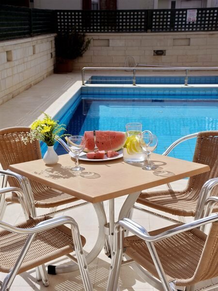 Фото Irini Apartments