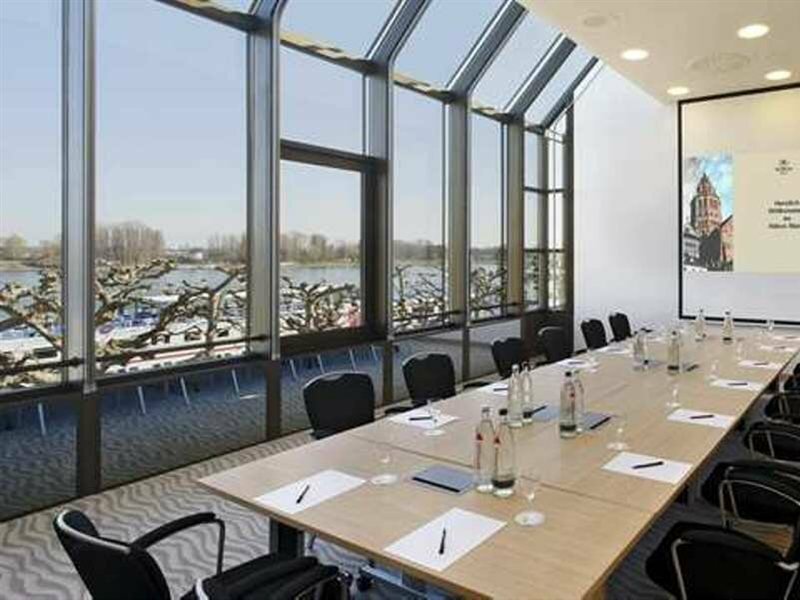 Фото Hilton Mainz