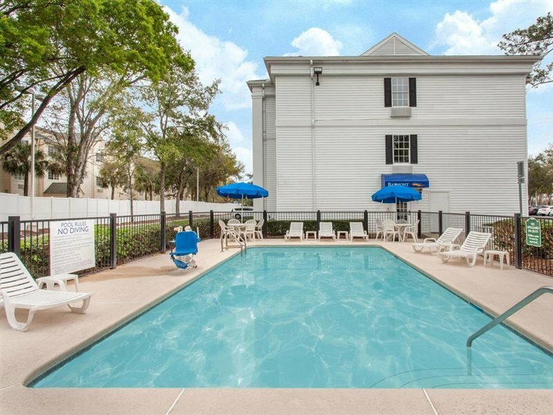Фото Baymont by Wyndham Jacksonville/Butler Blvd
