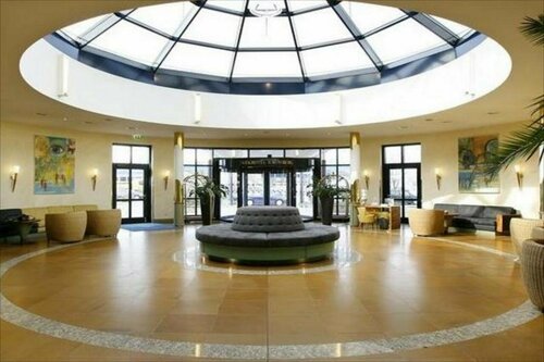 Внешний вид отеля Best Western Premier Parkhotel Kronsberg в Ганновере, фото 3