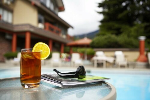 Внешний вид отеля Whistler Village Inn And Suites в Муниципалитете курорте Уистлере, фото 5