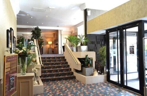 Внешний вид отеля The Bruce Hotel в Ист-Килбрайде, фото 2