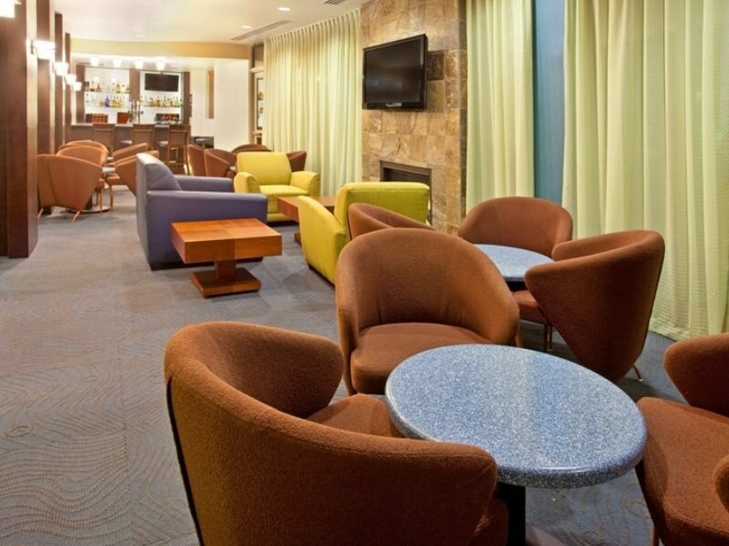 Фото Holiday Inn Hotel & Suites Phoenix Airport, an Ihg Hotel