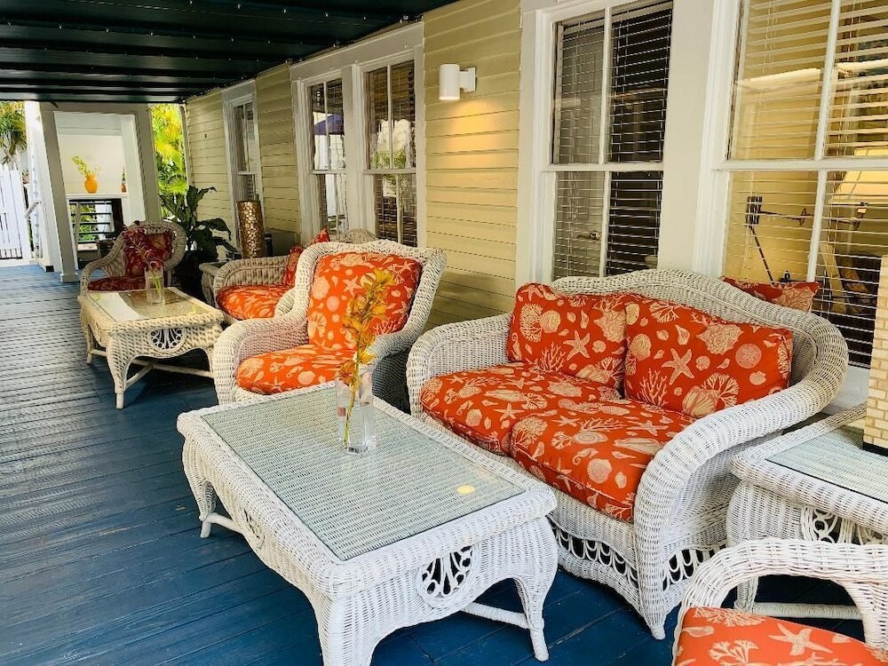 Фото Heron House Court - Adult Only