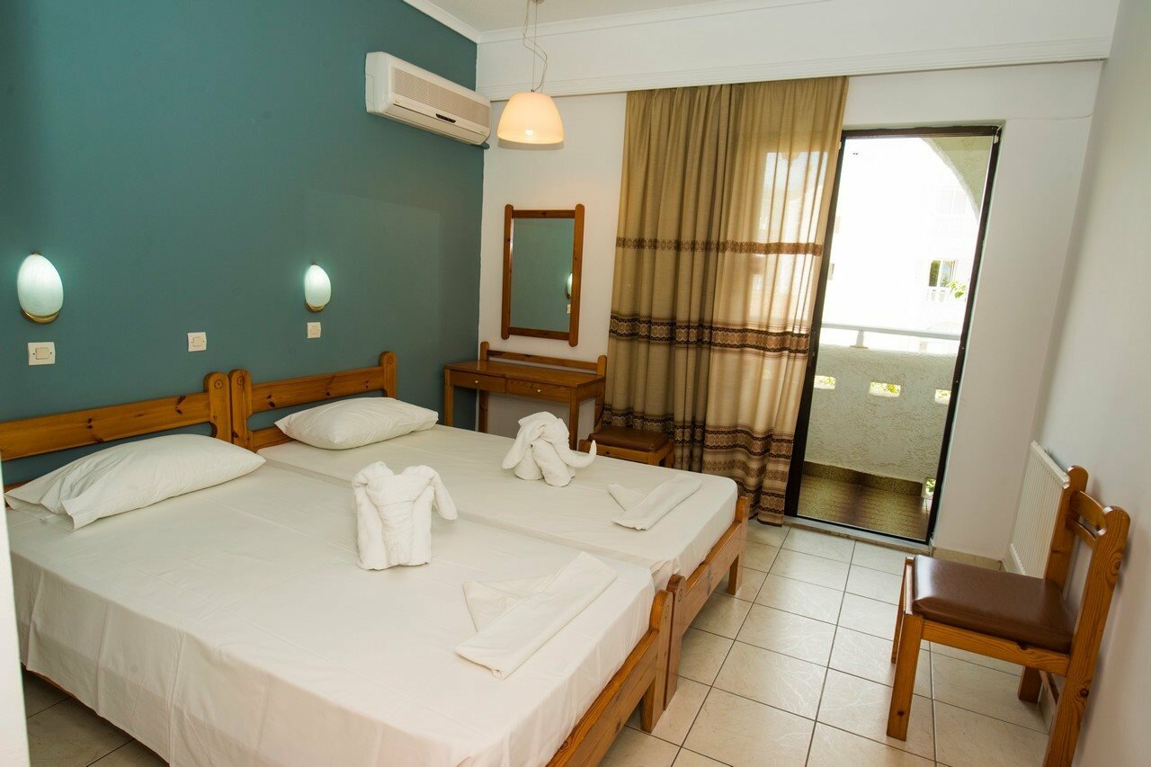 Фото Hotel International