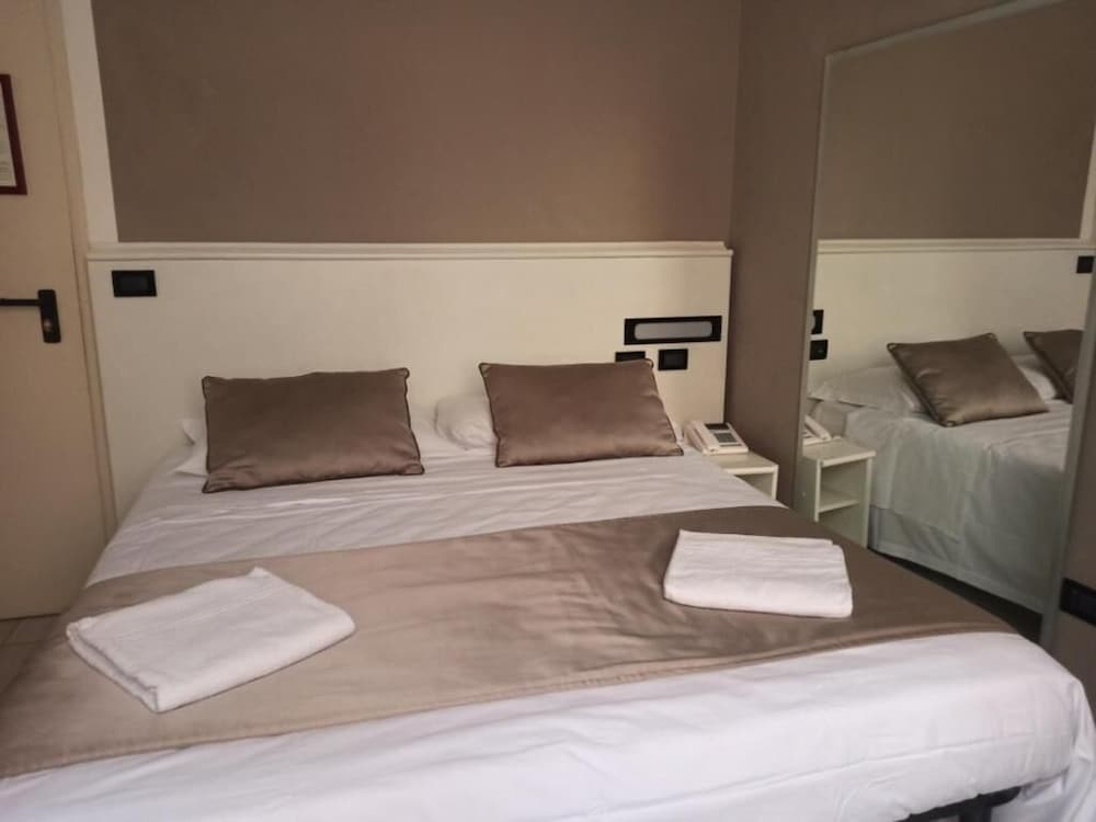 Фото Отель Leonardo