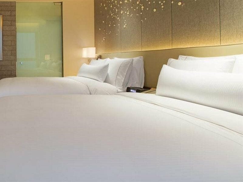 Фото The Westin Chongqing Liberation Square