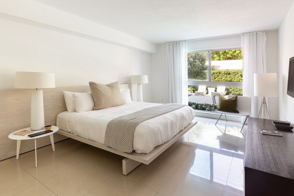 Фото Beach Haus Bal Harbour