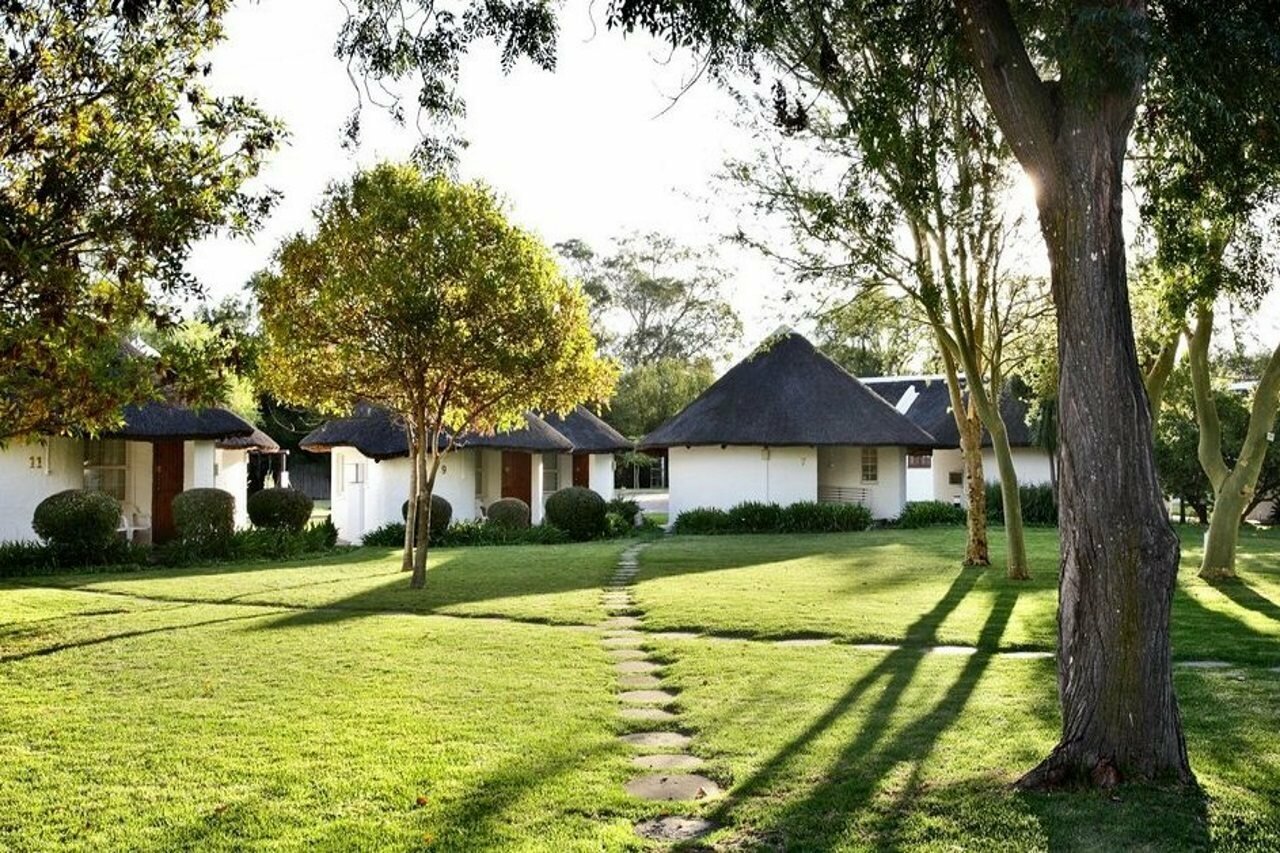 Фото Protea Hotel by Marriott Oudtshoorn Riempie Estate