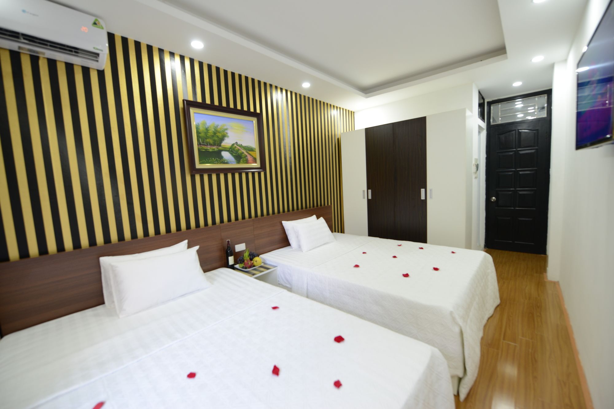 Фото Hanoi Golden Hostel