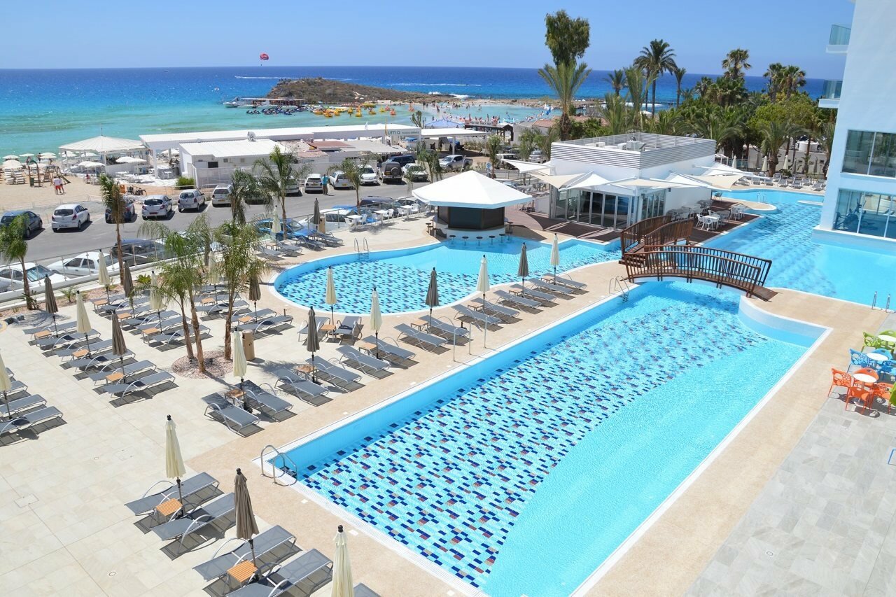 Фото Vassos Nissi Plage Hotel & SPA