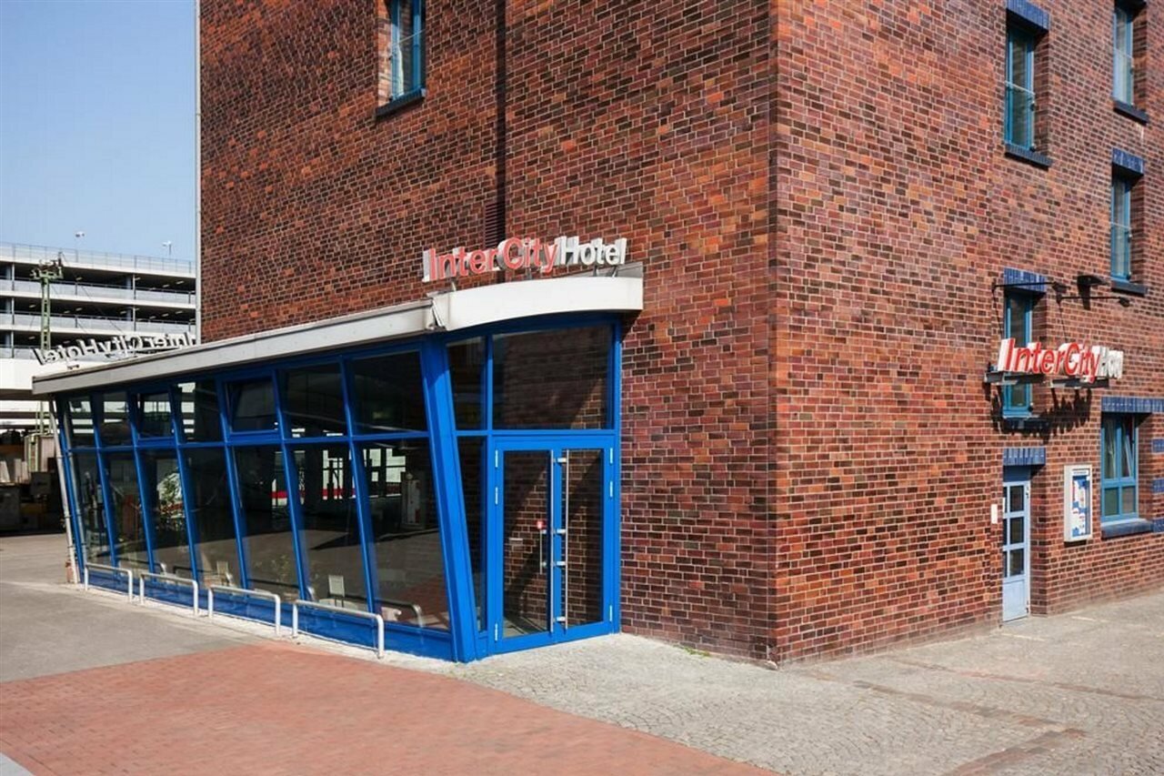 Фото IntercityHotel Hamburg-Altona