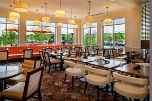 Гостиница Hilton Garden Inn St. Louis Airport