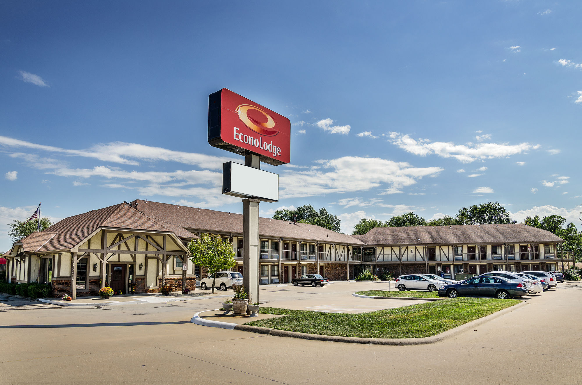 Фото Econo Lodge University