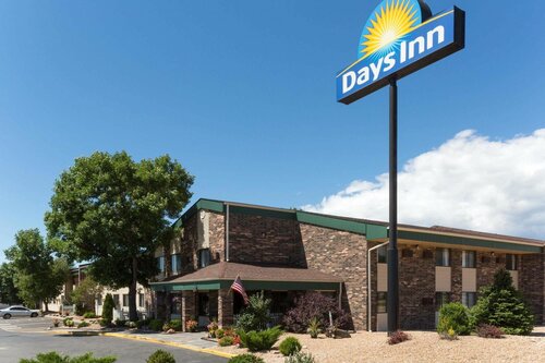 Внешний вид отеля Days Inn by Wyndham Fort Collins в Форт-Коллинзе, фото 3