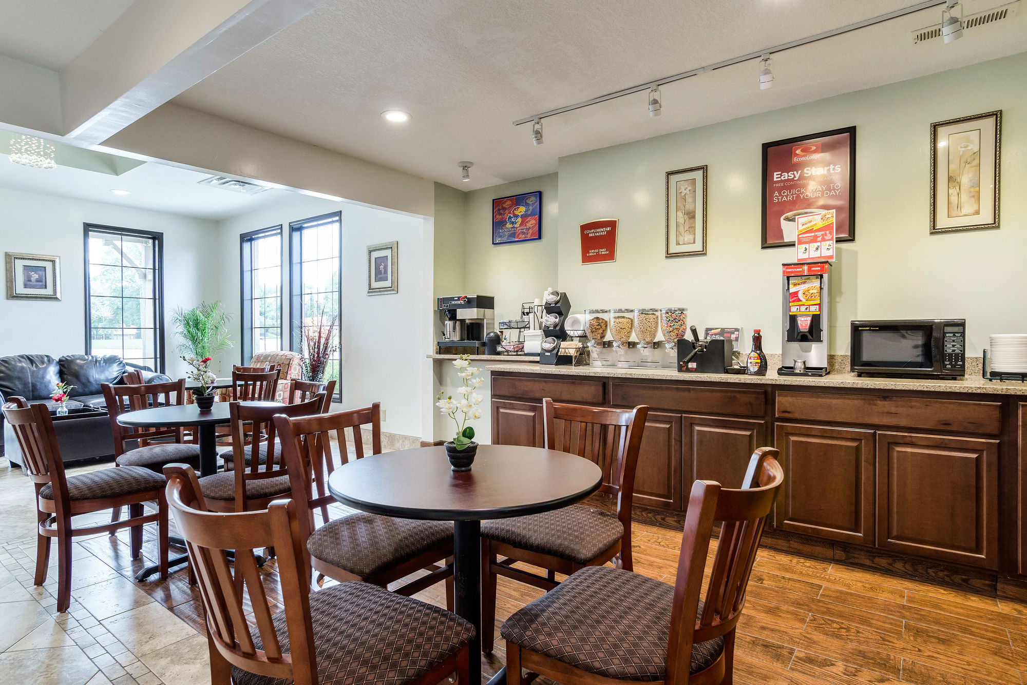 Фото Econo Lodge University