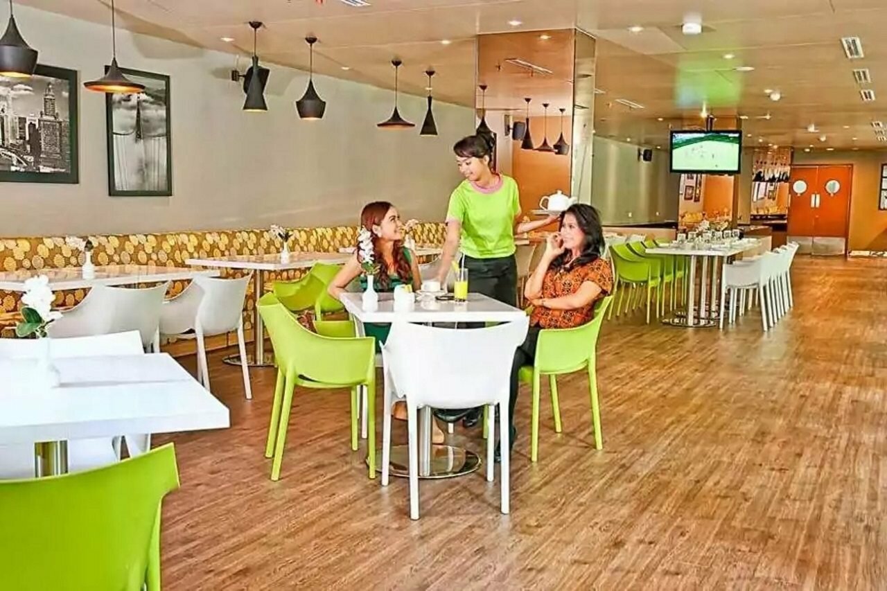 Фото Pomelotel Jakarta