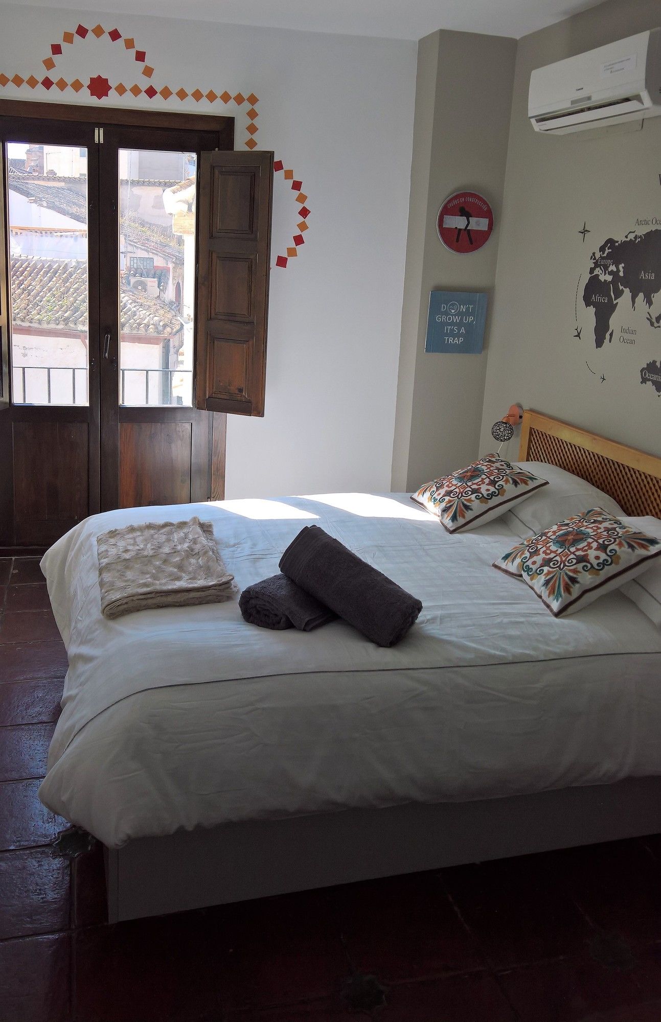 Фото Oasis Backpackers Hostel Granada