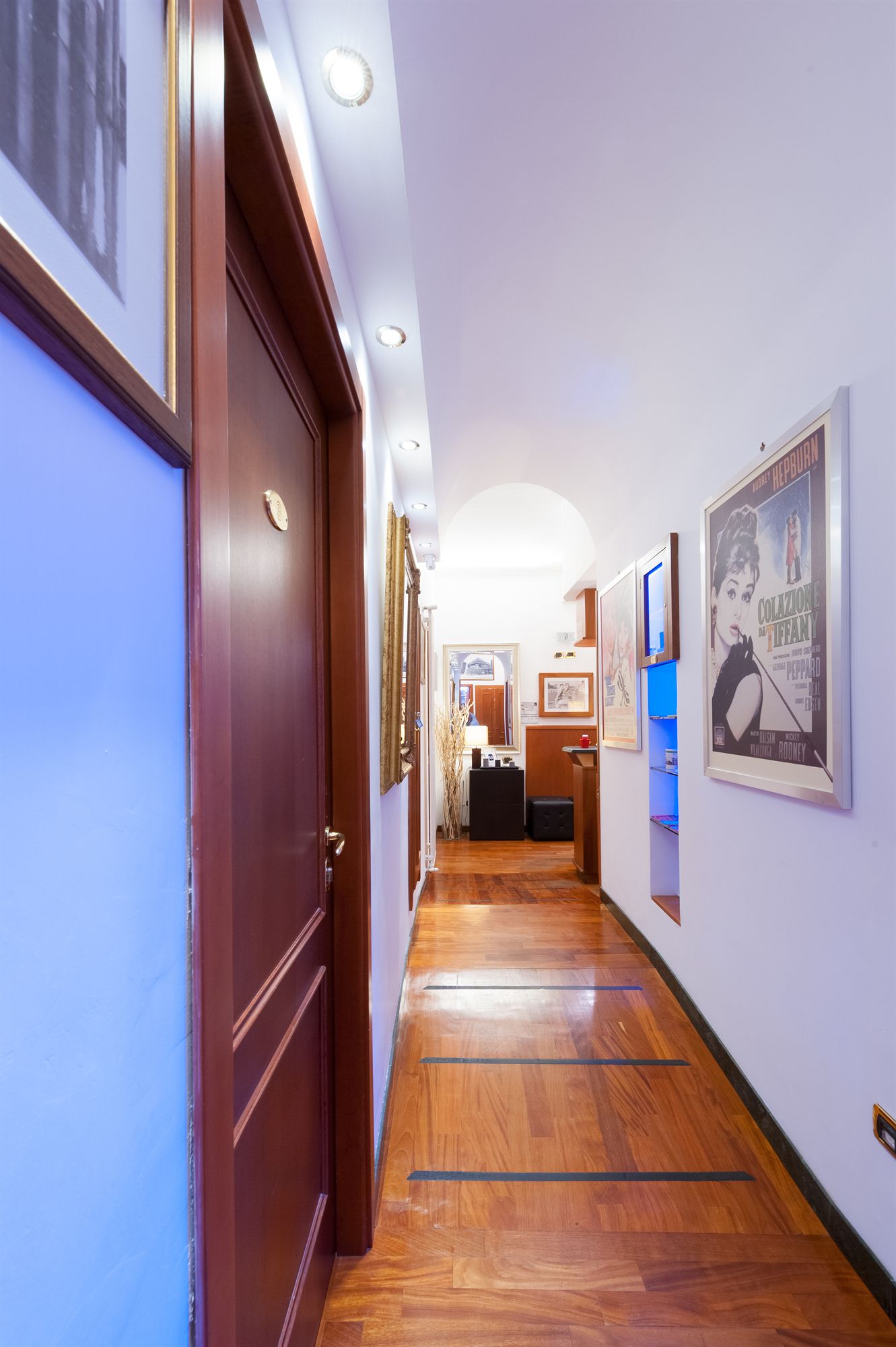 Фото 69 Manin Street Deluxe