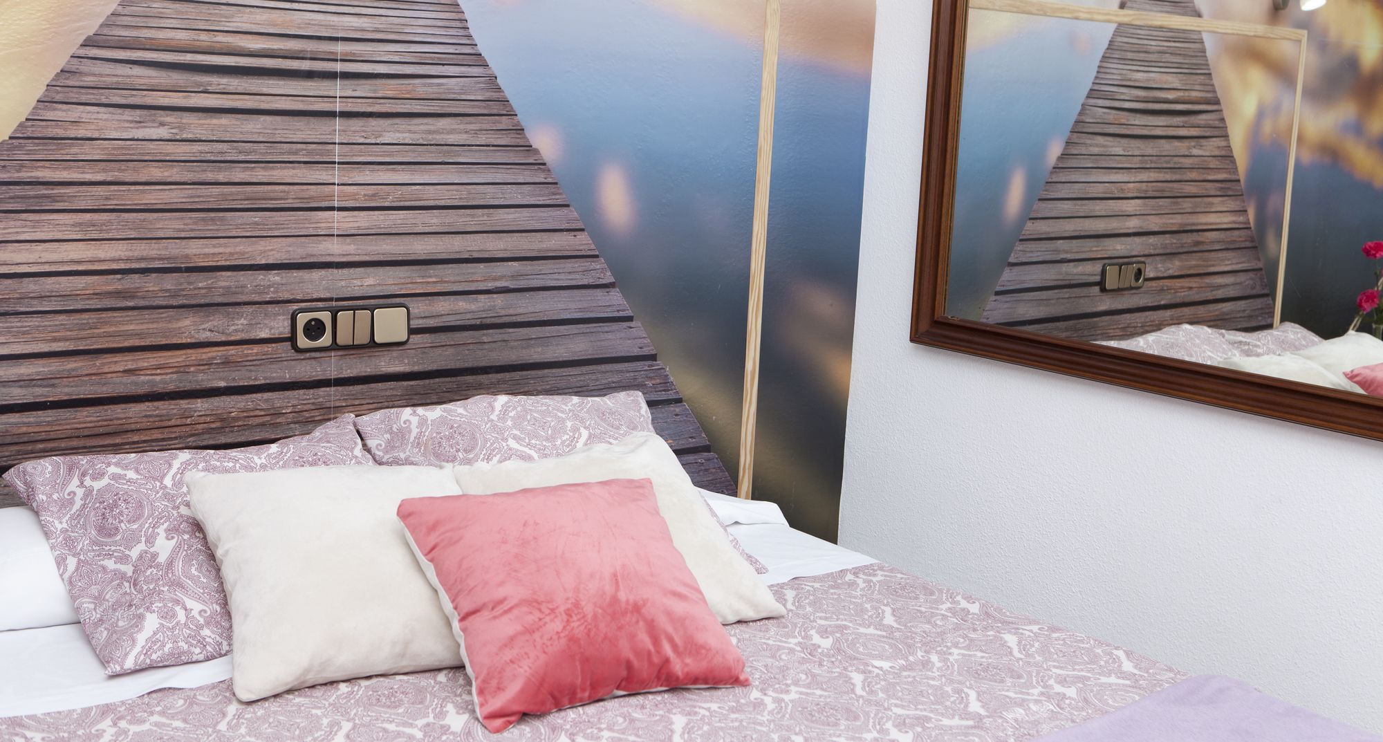 Фото Hostal Hispano Gran Vía