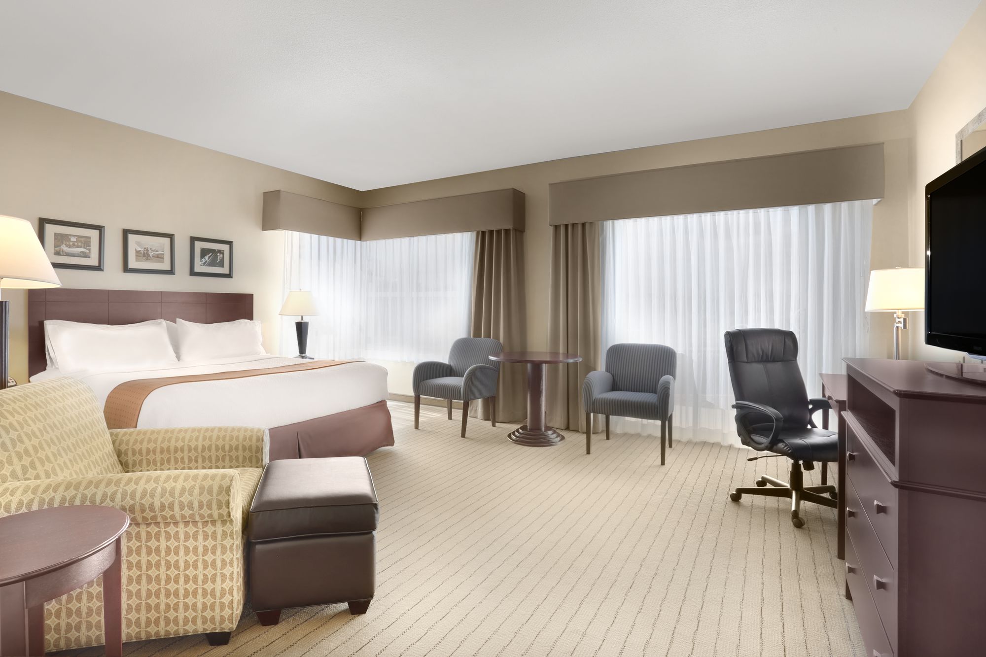 Фото Holiday Inn Yuma, an Ihg Hotel