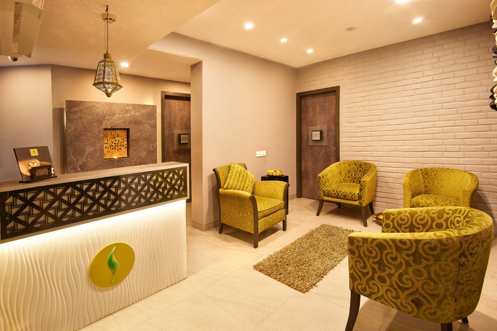 Фото The Shalimar Hotel