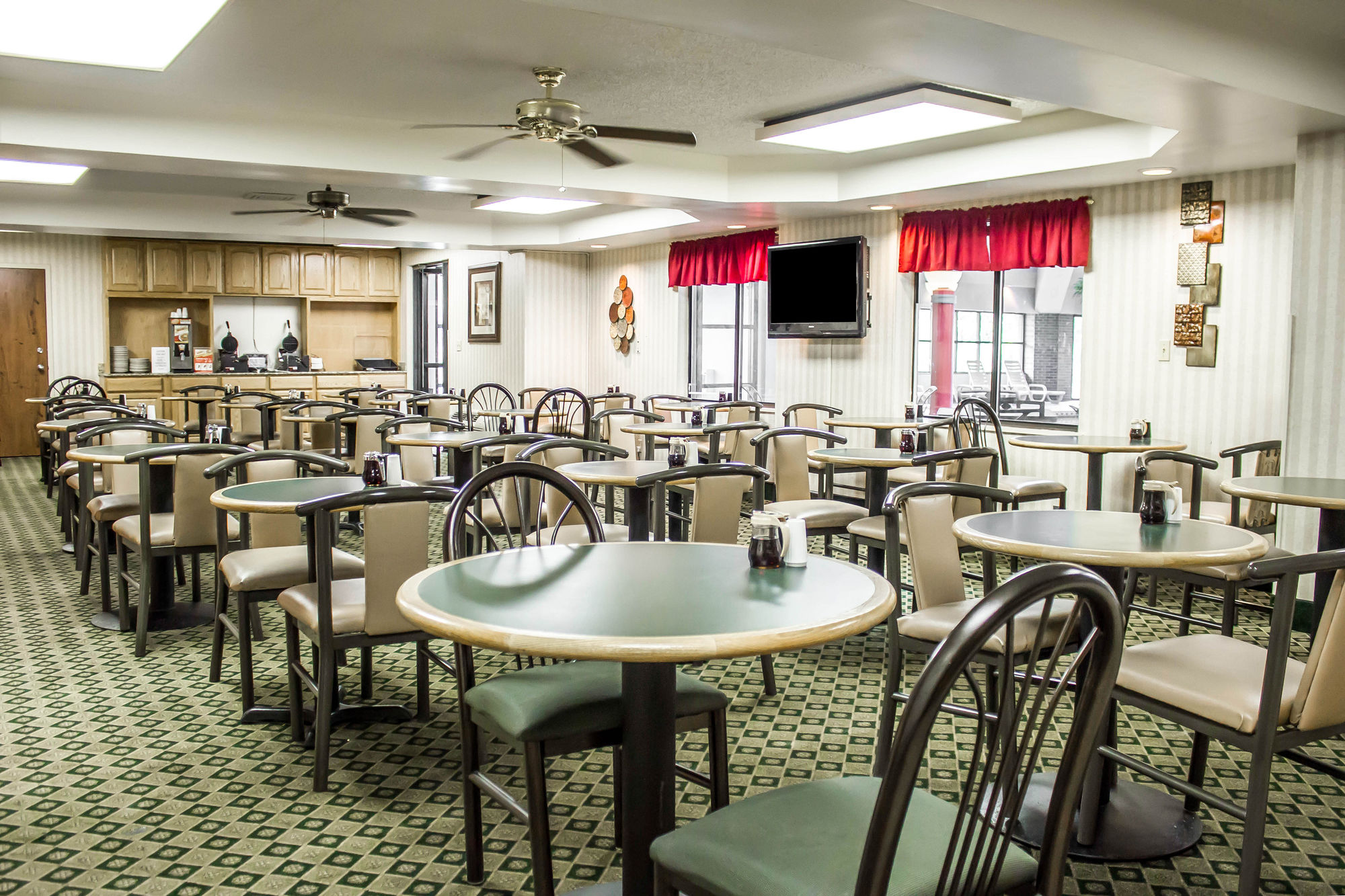 Фото Country Inn & Suites by Radisson Erie