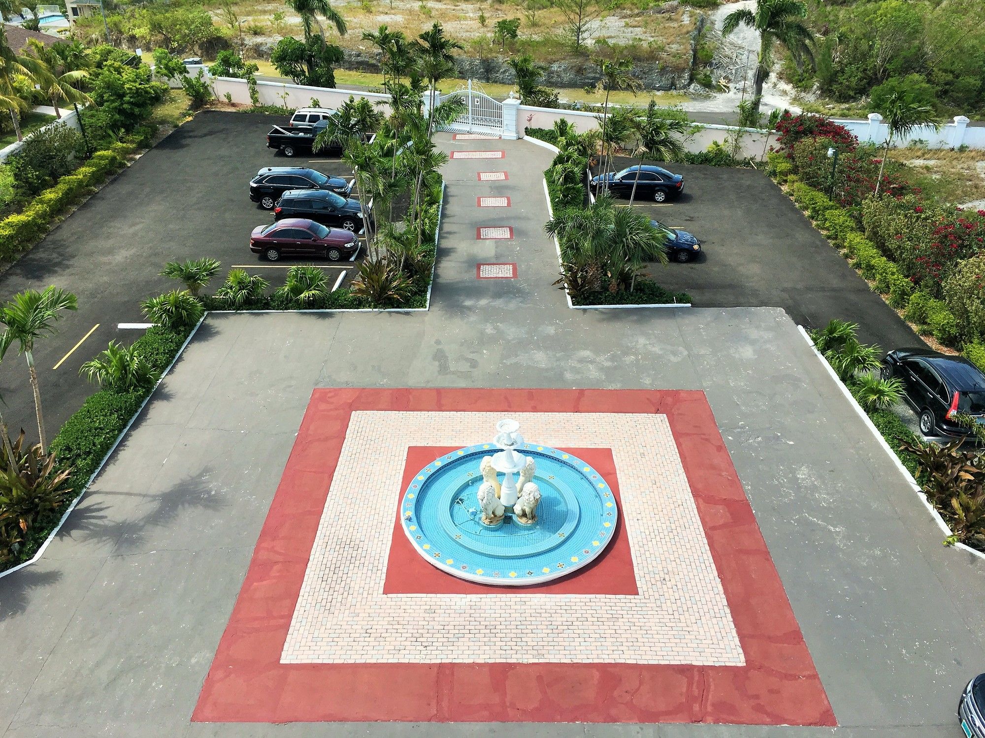 Фото Ocean West Boutique Hotel