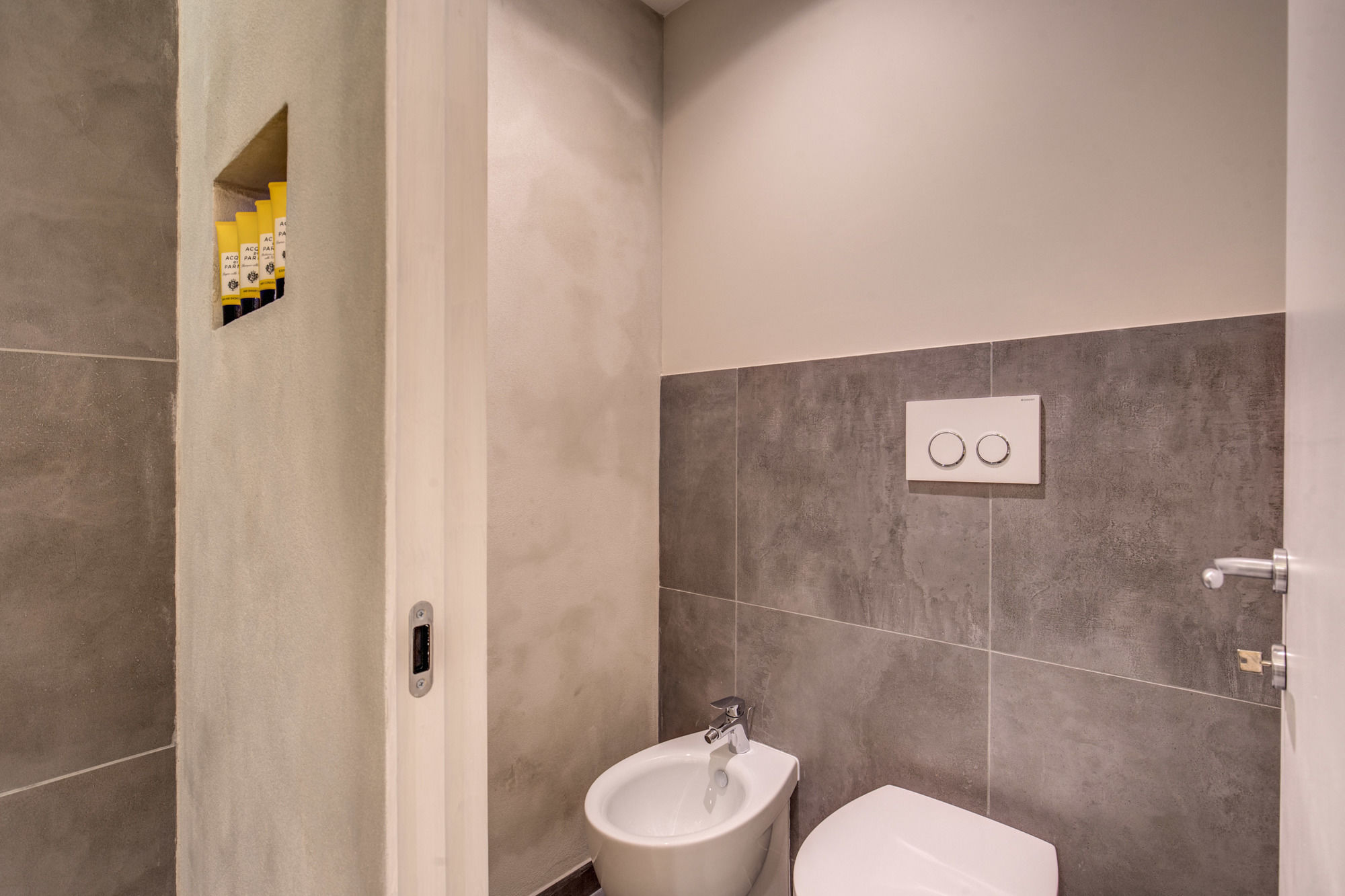 Фото The Spanish Suite Campo de Fiori