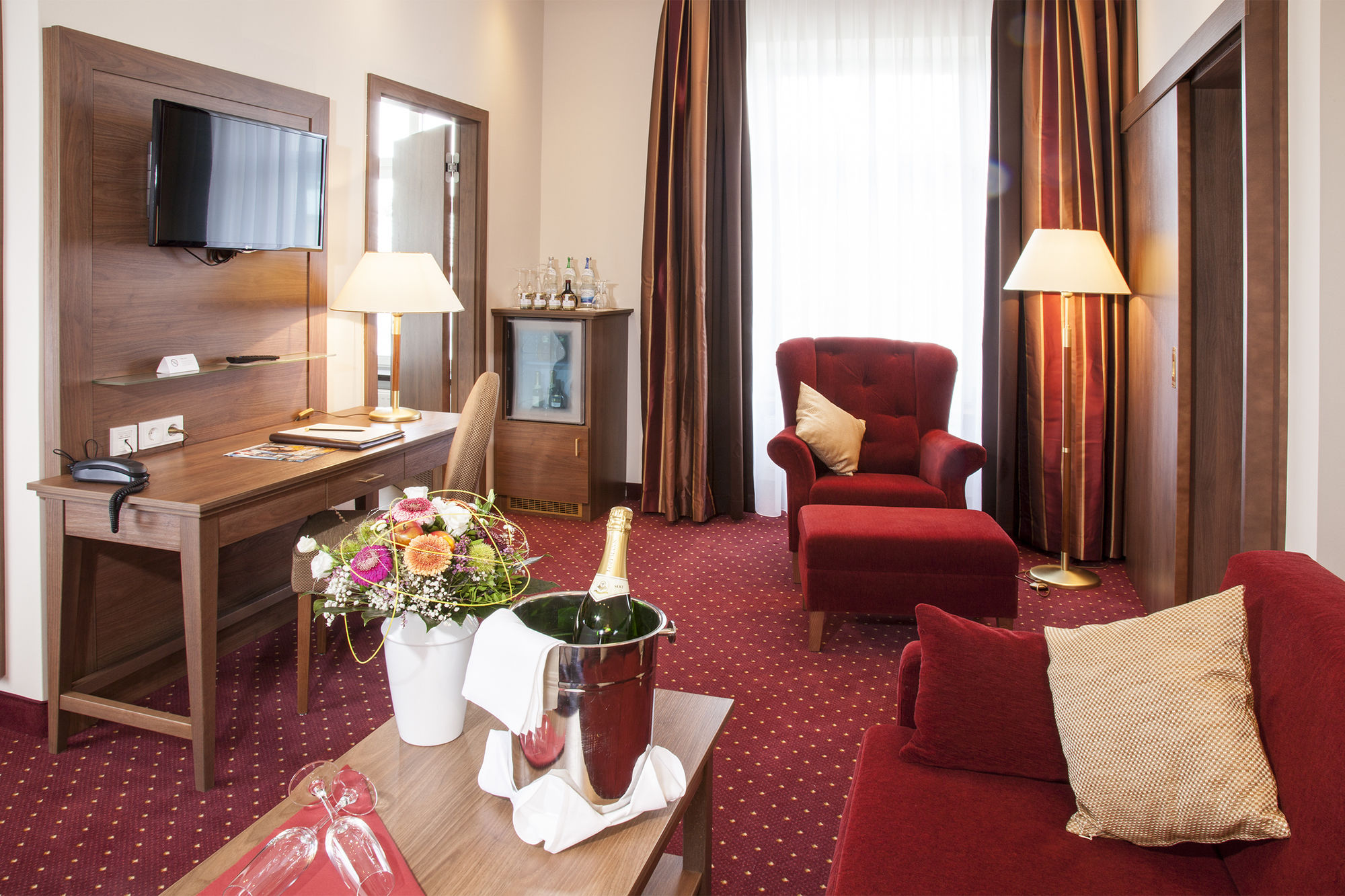 Фото Hotel Kaiserhof Victoria