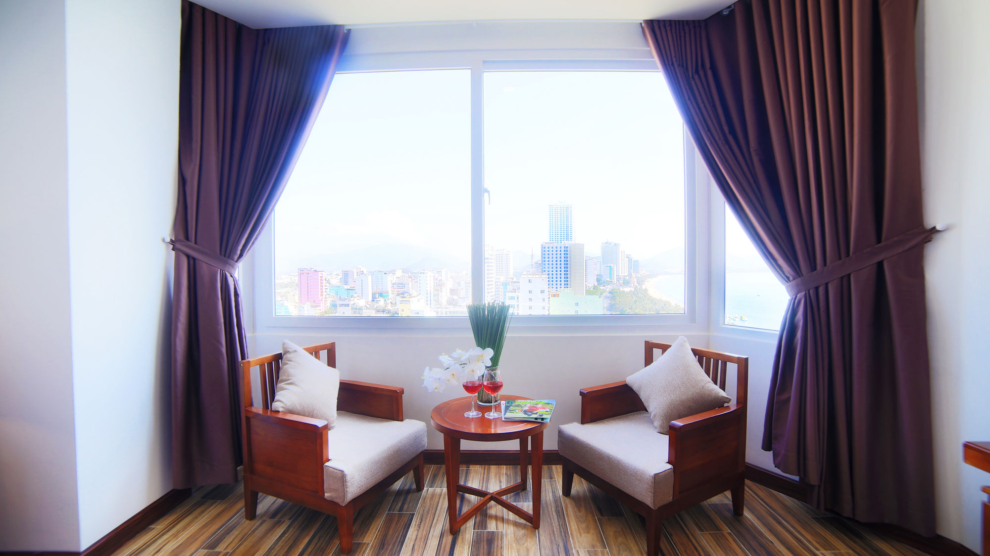 Фото Miss Bamboo The Light Hotel