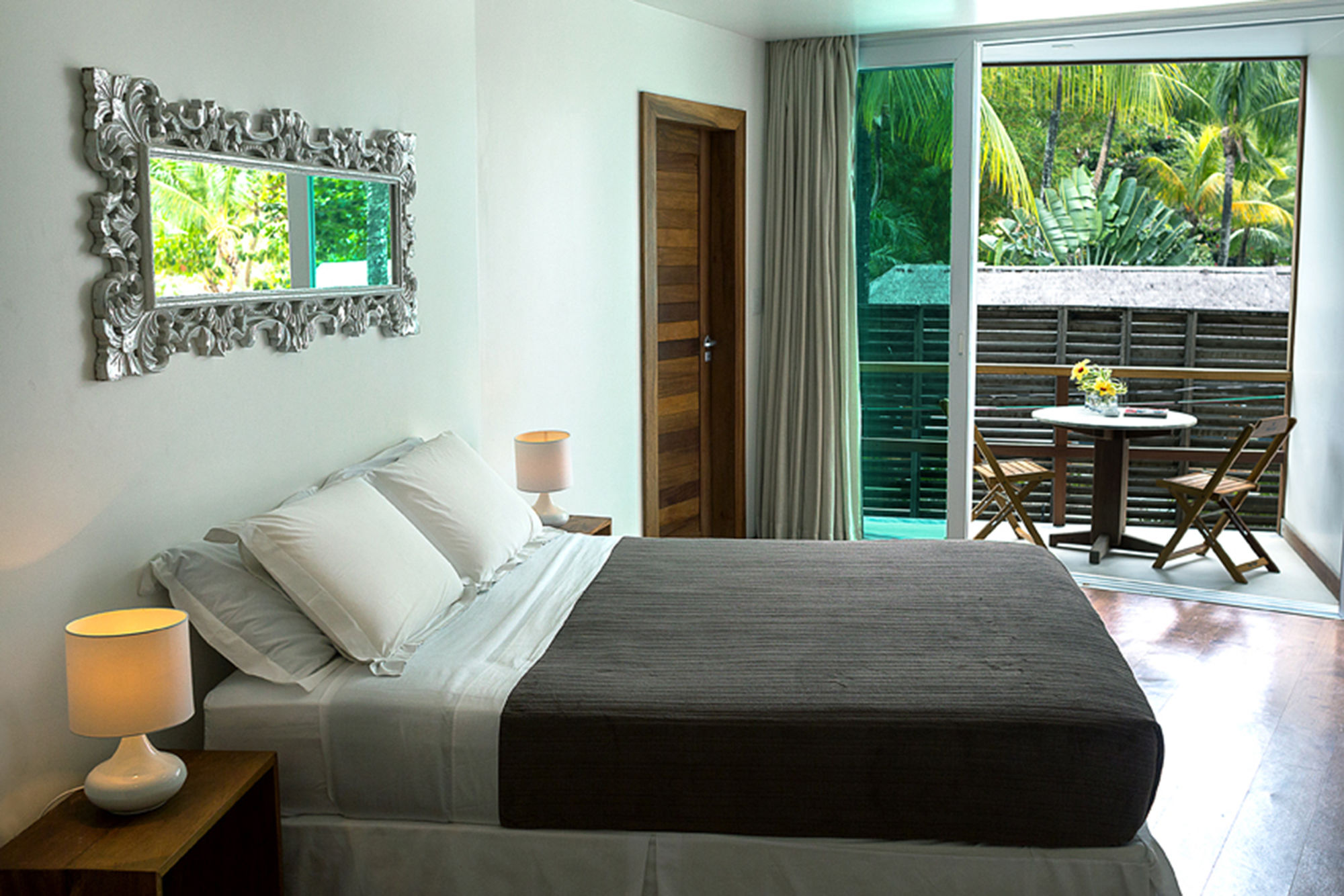 Фото Sambass lounge beach cafe & Pousada