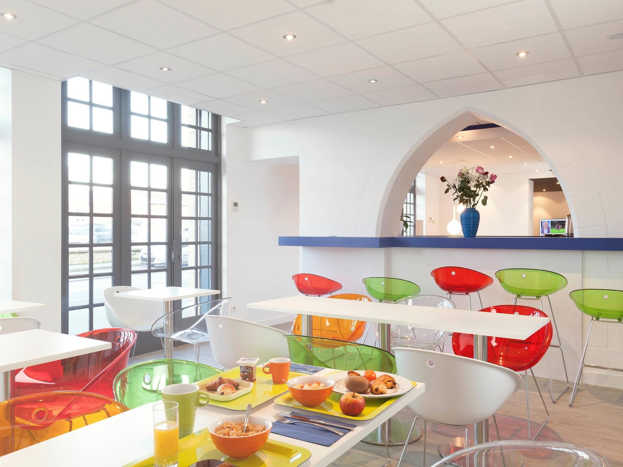Фото Ibis Styles Vannes Gare Centre