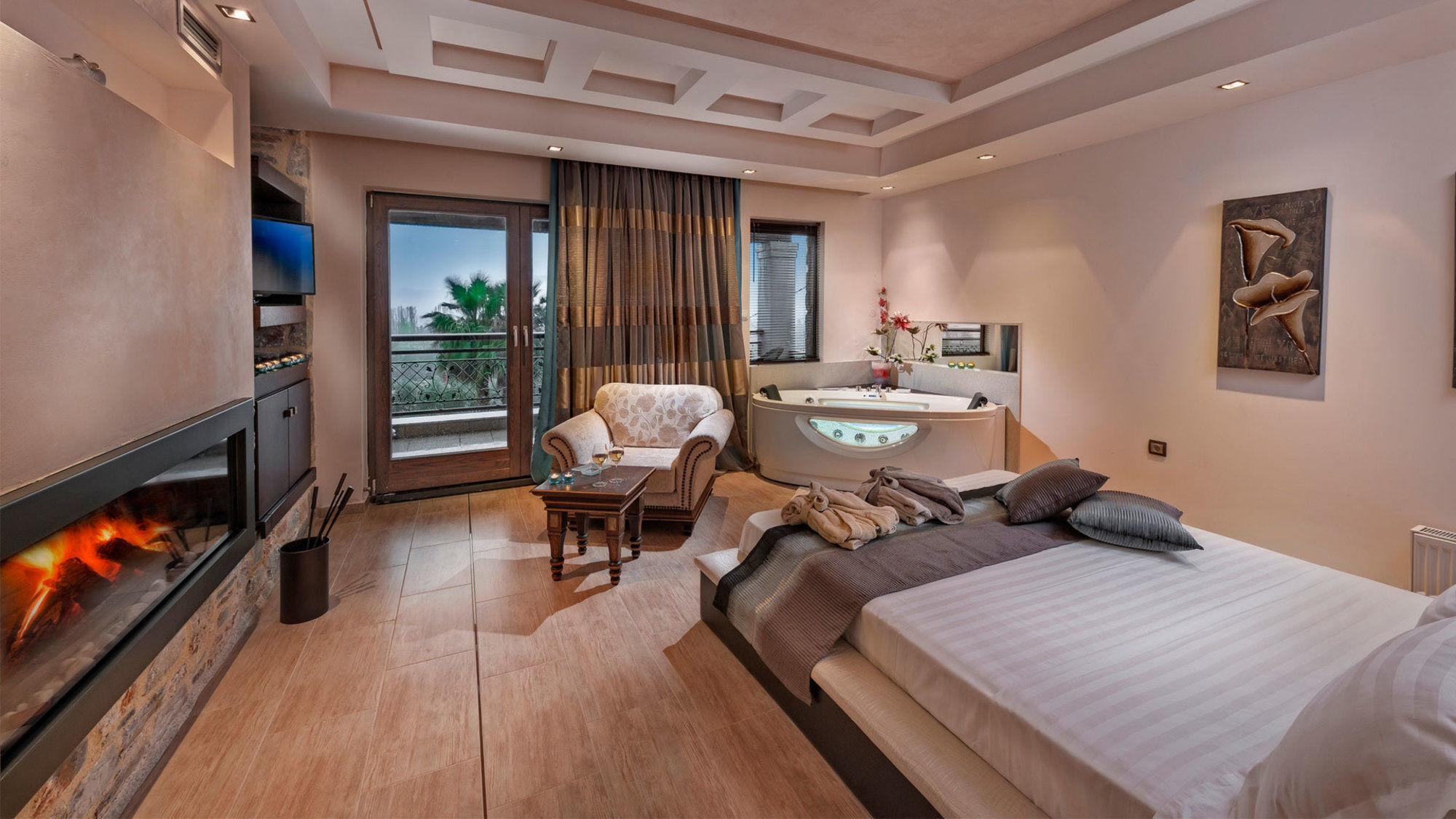 Фото Iakovakis Suites & SPA