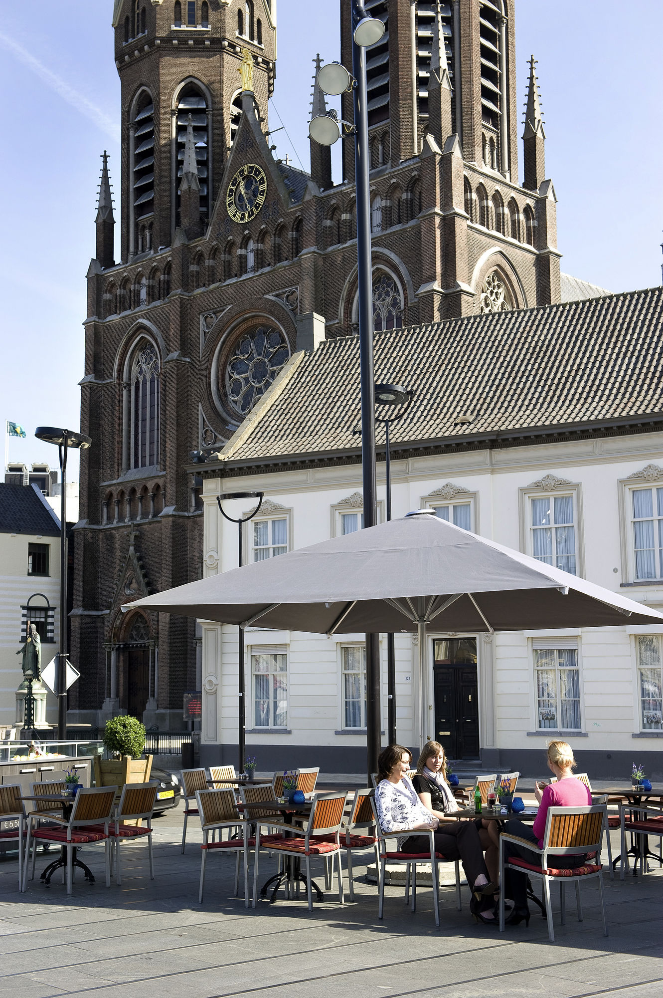 Фото Mercure Hotel Tilburg Centrum