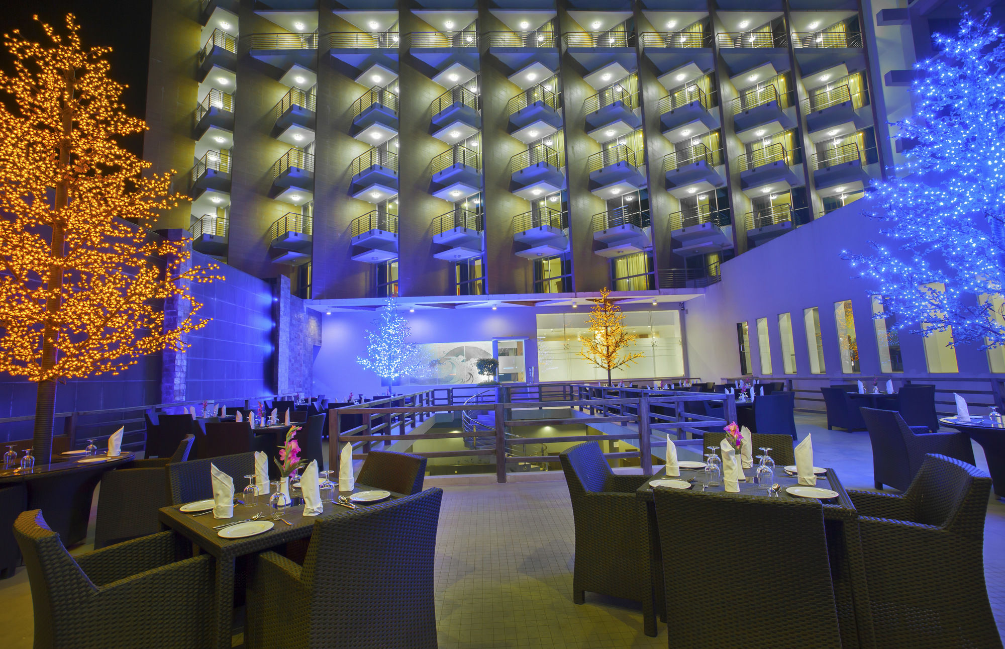 Фото Long Beach Hotel