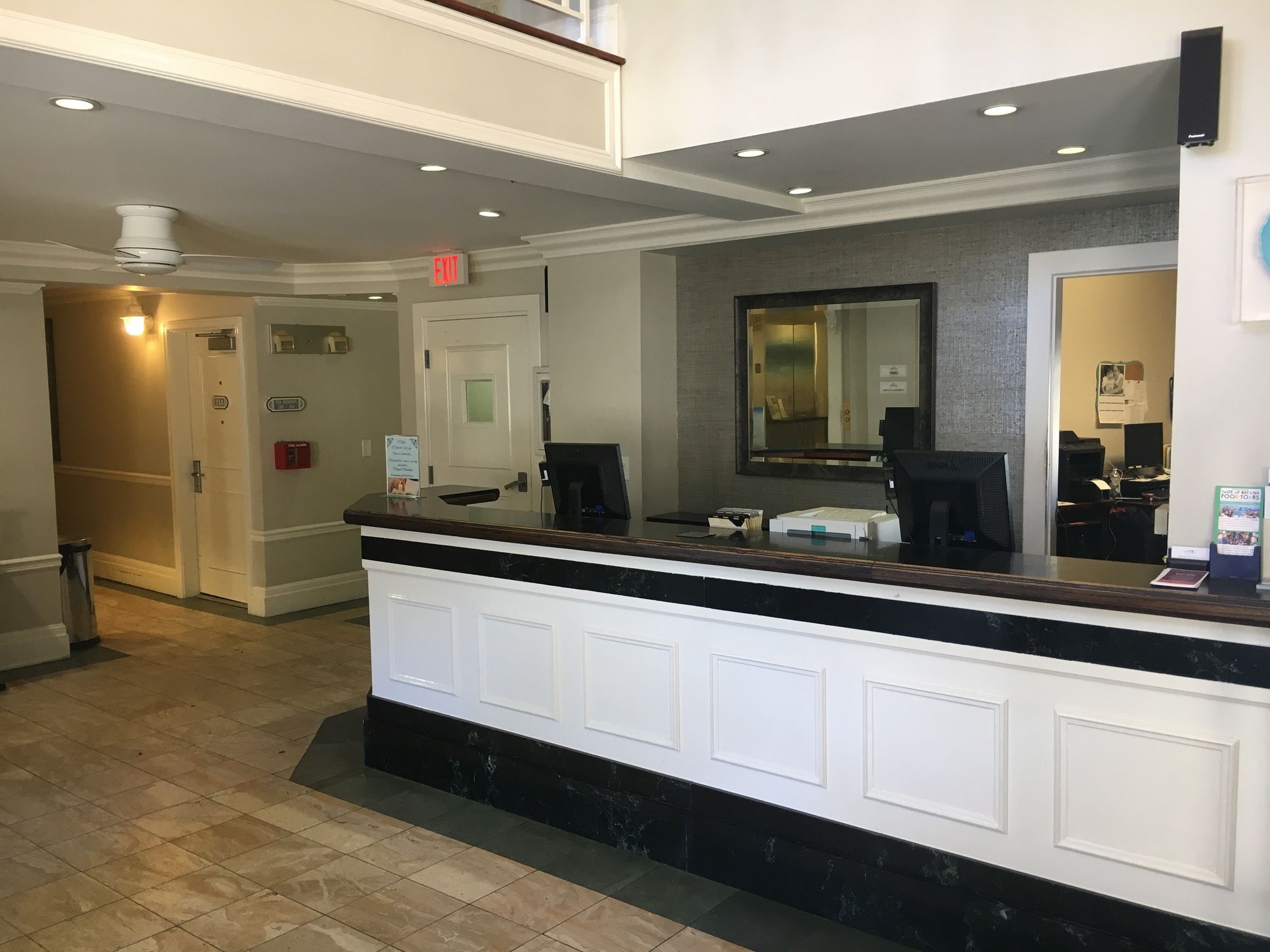 Фото Hotel Metropole