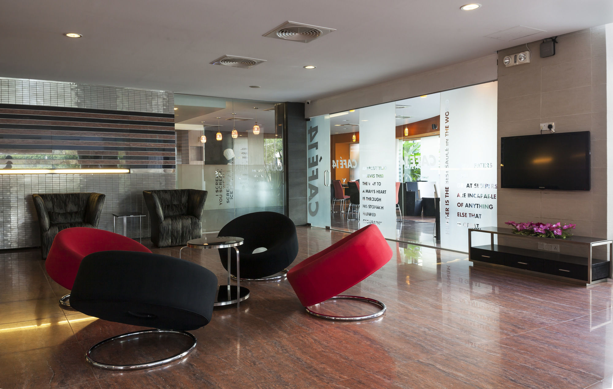 Фото Long Beach Hotel