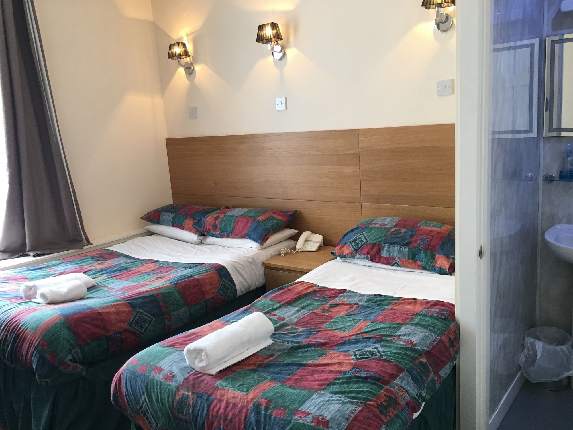 Фото Smiths Hotel