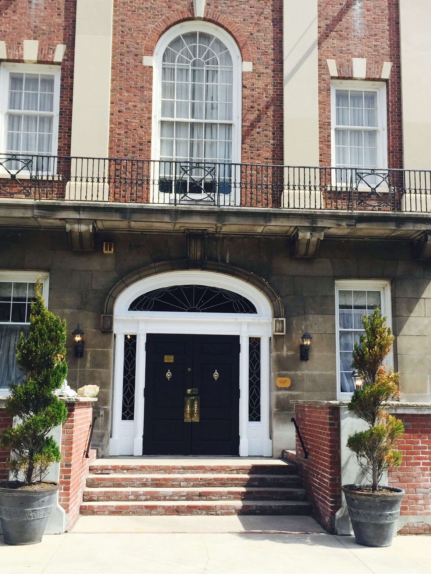 Фото Inn on Broadway