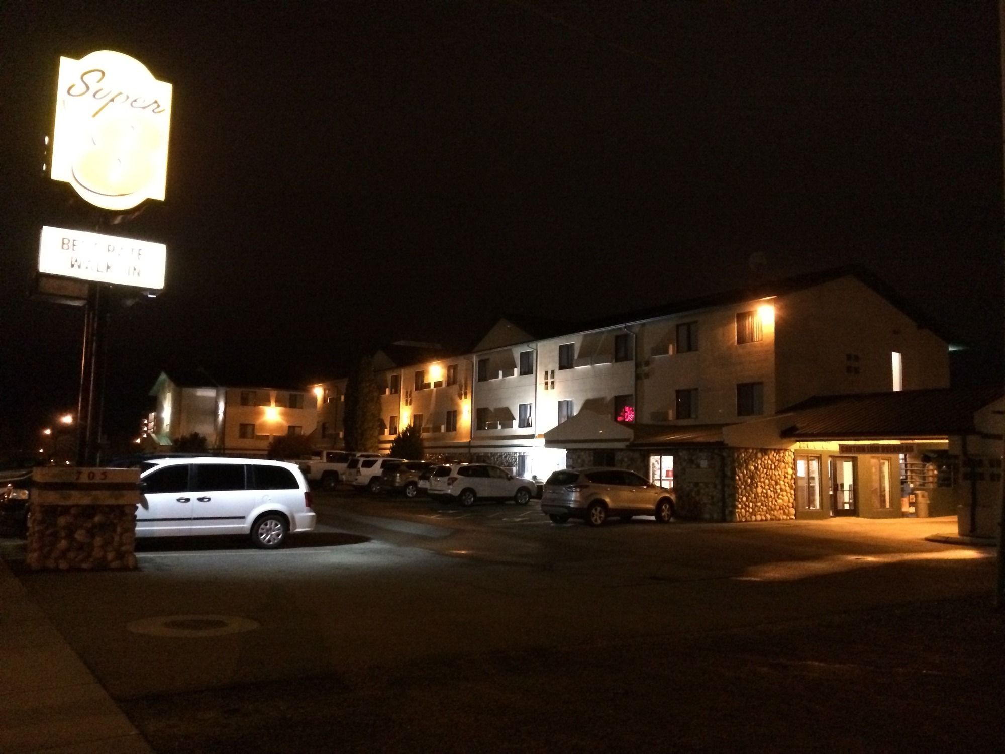 Фото Super 8 by Wyndham Idaho Falls