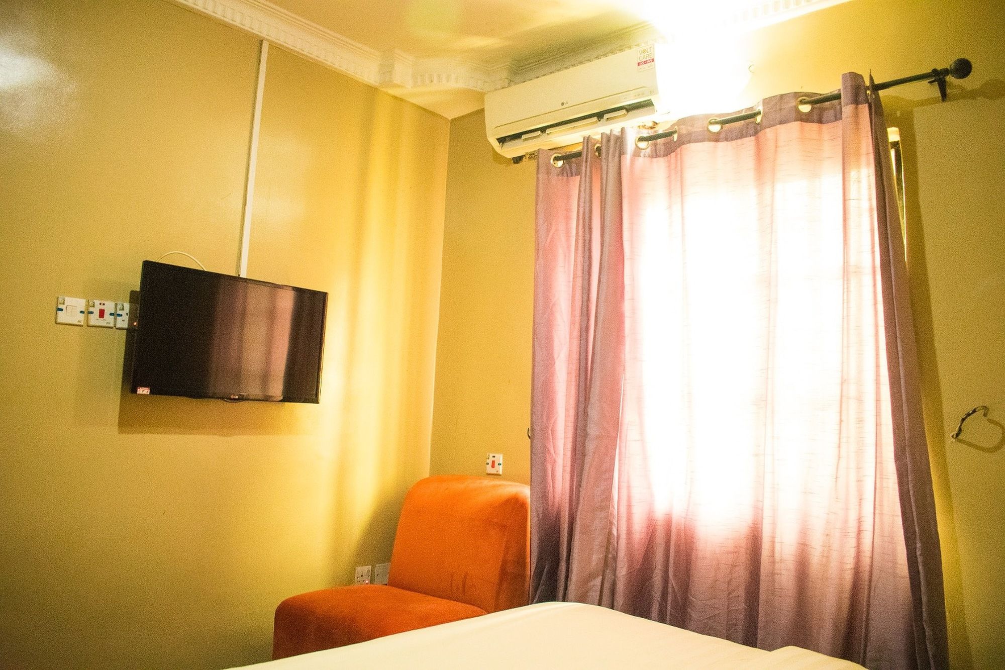 Фото Adesuwa Royal Guest House Ketu